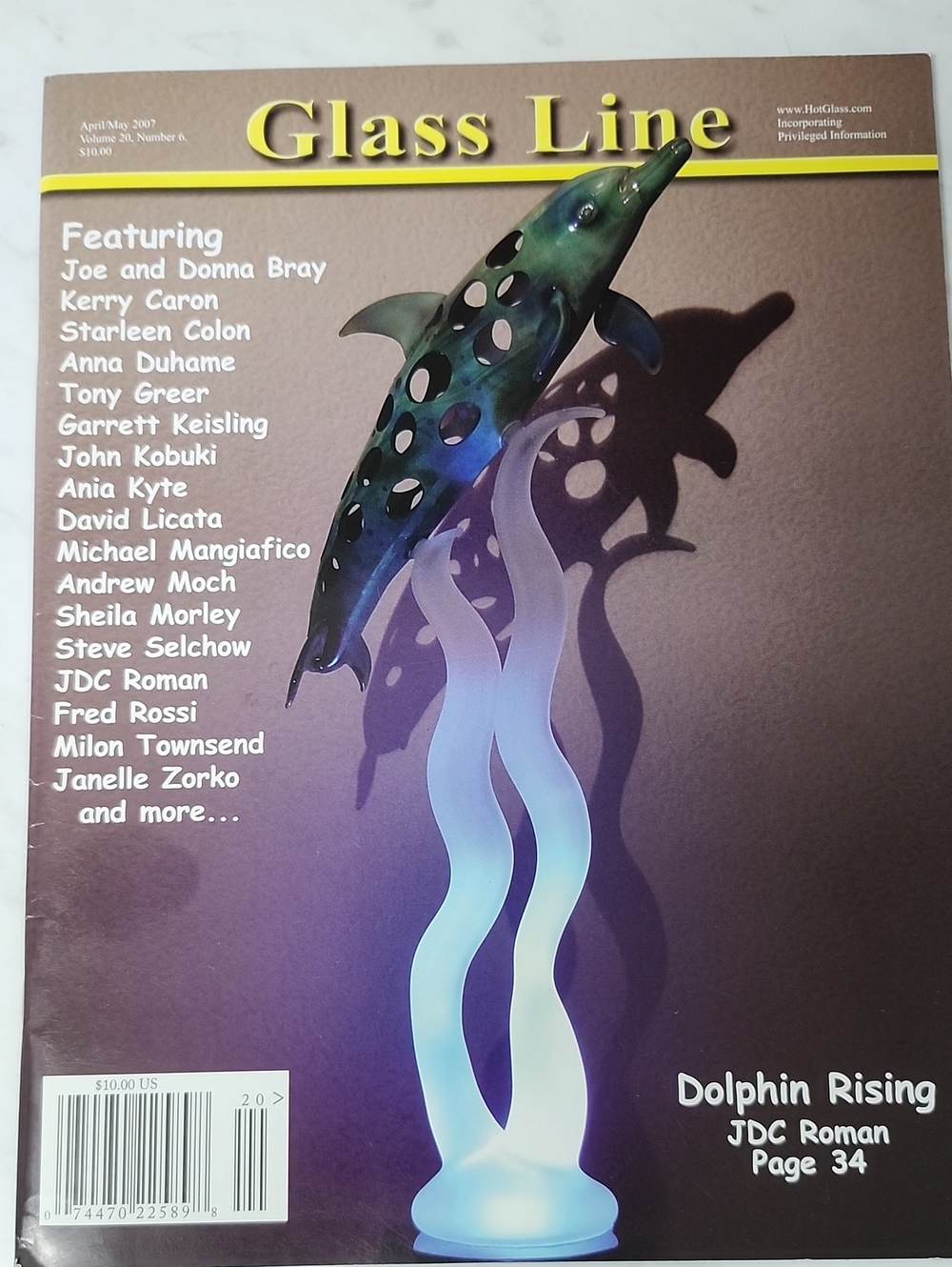 Glass Line Magazine featuring JDC Roman